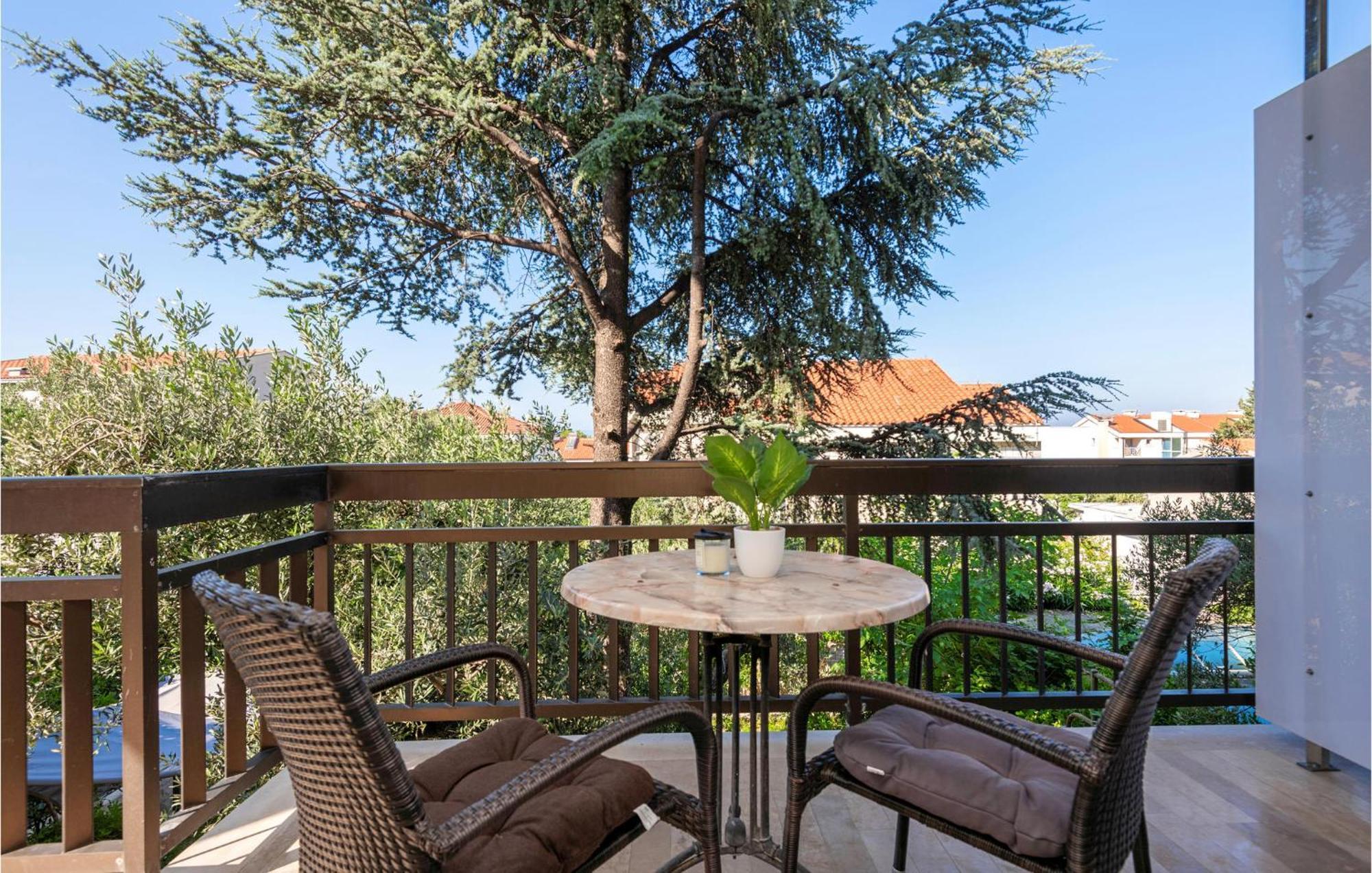 Awesome Apartment In Makarska With Wifi Ngoại thất bức ảnh