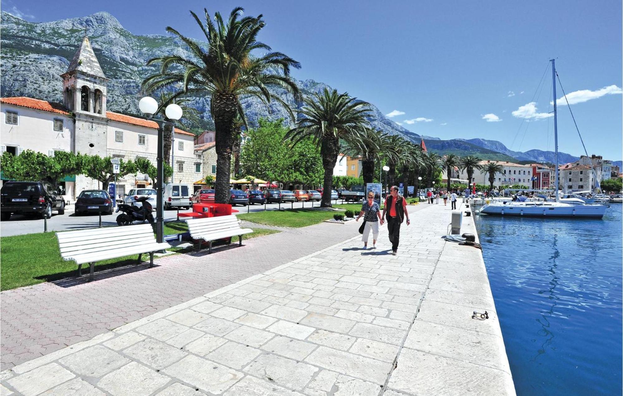 Awesome Apartment In Makarska With Wifi Ngoại thất bức ảnh