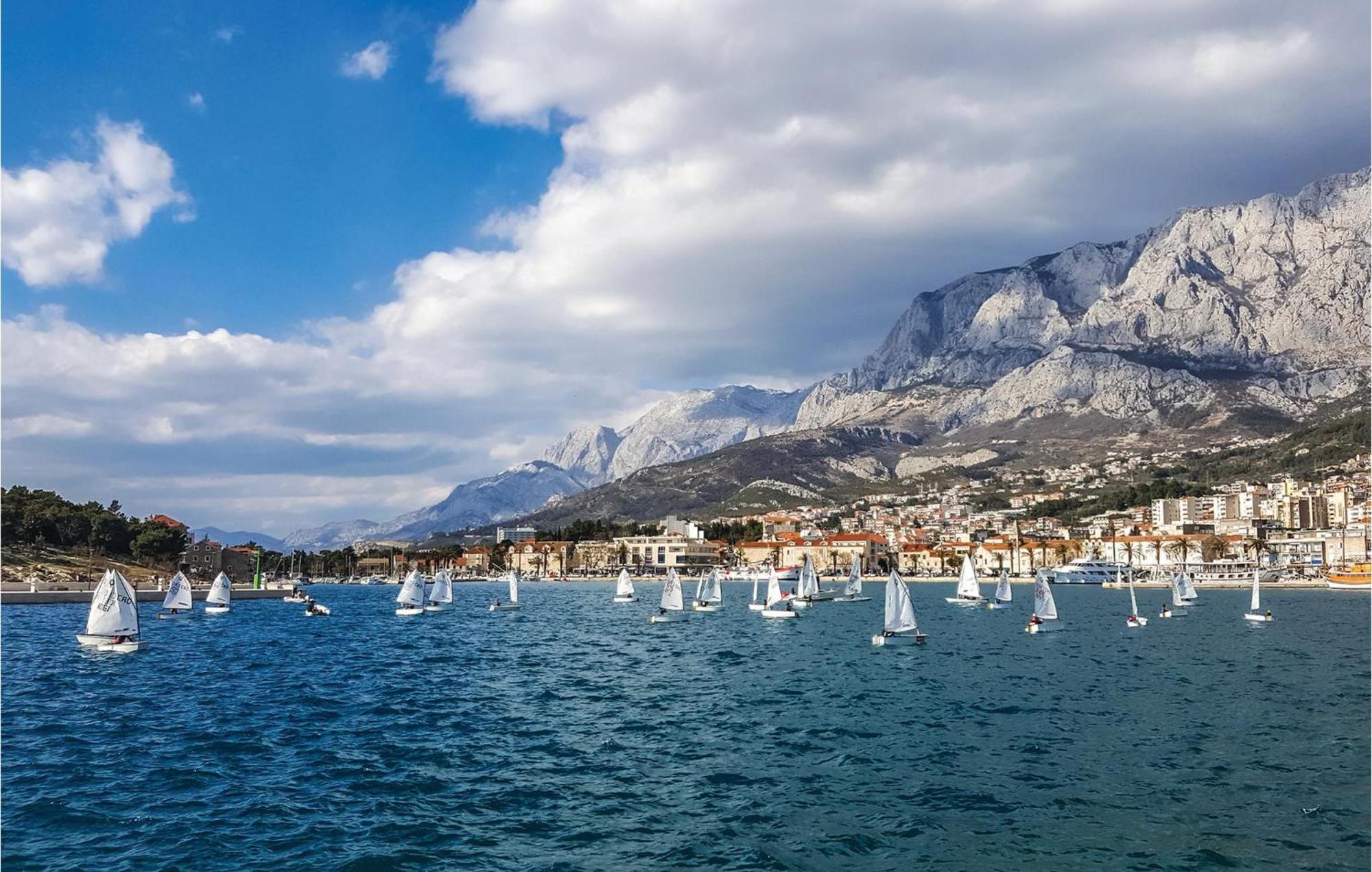 Awesome Apartment In Makarska With Wifi Ngoại thất bức ảnh